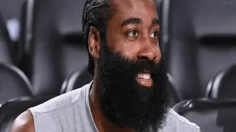 “安切洛蒂领航皇马西甲赛场142场，创队史第二多执教纪录”